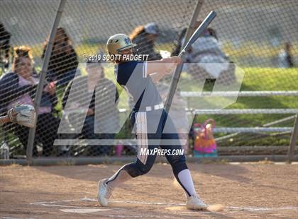 Thumbnail 2 in Mater Dei Catholic vs. Great Oak (Michelle Carew Classic) photogallery.