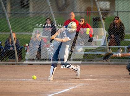 Thumbnail 2 in Mater Dei Catholic vs. Great Oak (Michelle Carew Classic) photogallery.
