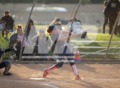 Thumbnail 1 in Mater Dei Catholic vs. Great Oak (Michelle Carew Classic) photogallery.
