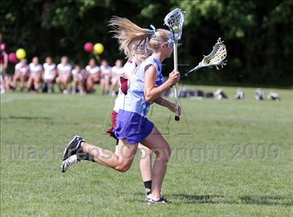 Thumbnail 2 in Thornton Academy vs Kennebunk (SMAA Class A West Regional Final) photogallery.