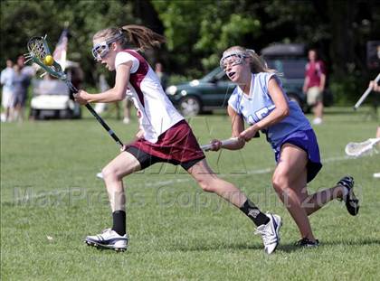 Thumbnail 1 in Thornton Academy vs Kennebunk (SMAA Class A West Regional Final) photogallery.