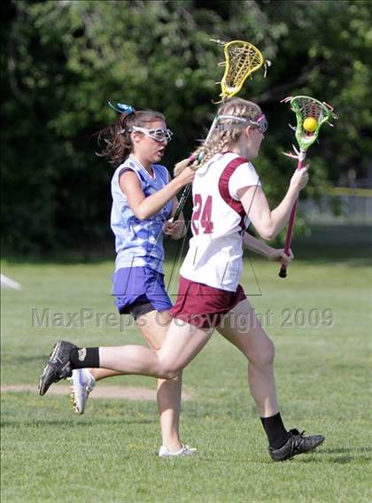 Thumbnail 1 in Thornton Academy vs Kennebunk (SMAA Class A West Regional Final) photogallery.