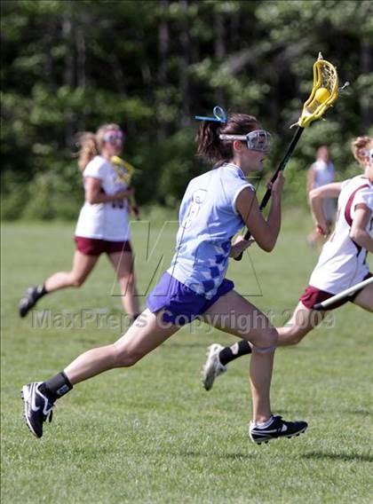 Thumbnail 1 in Thornton Academy vs Kennebunk (SMAA Class A West Regional Final) photogallery.