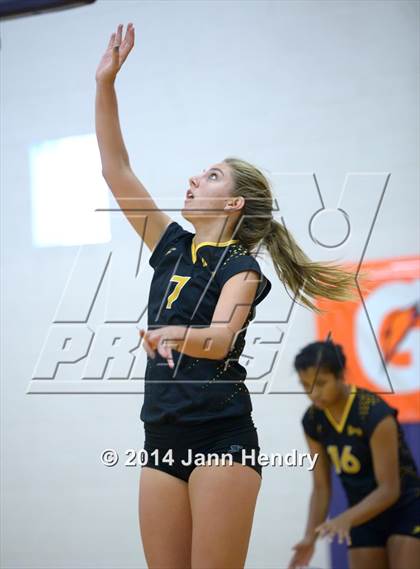 Thumbnail 1 in St. Lucy's vs. El Dorado (Durango Fall Classic) photogallery.