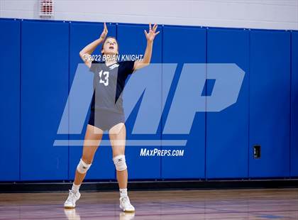 Thumbnail 1 in Dr. Phillips vs. Pine Crest photogallery.