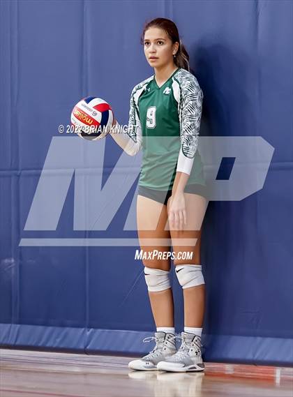 Thumbnail 2 in Dr. Phillips vs. Pine Crest photogallery.