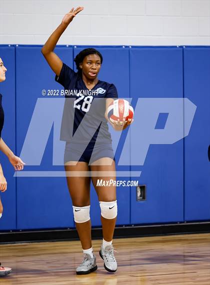 Thumbnail 3 in Dr. Phillips vs. Pine Crest photogallery.