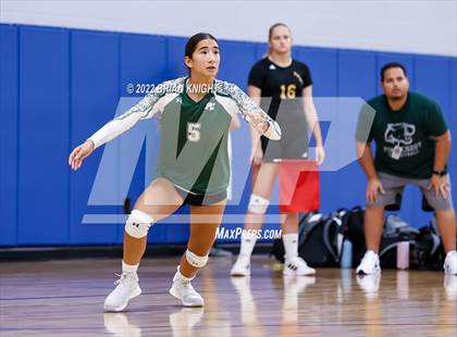 Thumbnail 1 in Dr. Phillips vs. Pine Crest photogallery.
