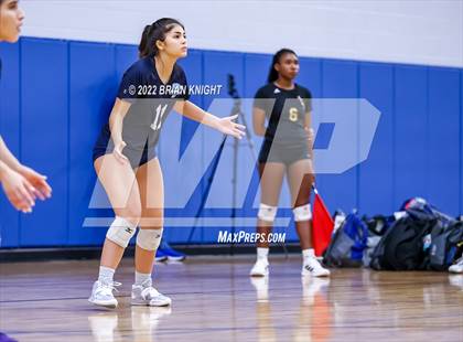 Thumbnail 2 in Dr. Phillips vs. Pine Crest photogallery.