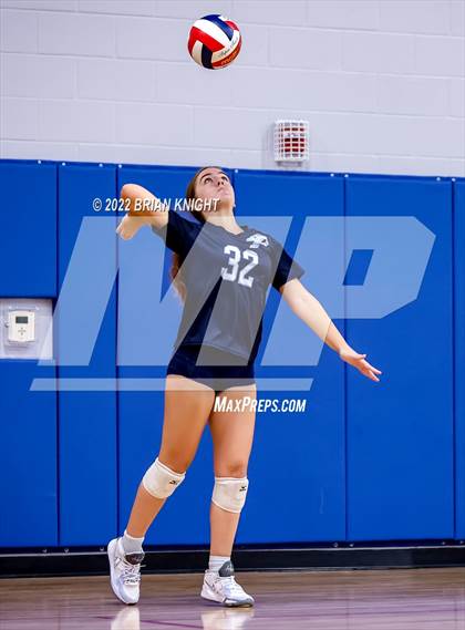 Thumbnail 1 in Dr. Phillips vs. Pine Crest photogallery.
