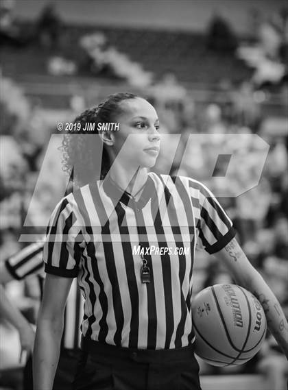 Thumbnail 3 in St. Pius X @ Los Lunas (NMAA 4A District Playoff) photogallery.
