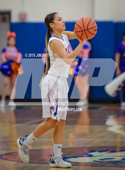 Thumbnail 1 in St. Pius X @ Los Lunas (NMAA 4A District Playoff) photogallery.