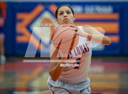 Thumbnail 2 in St. Pius X @ Los Lunas (NMAA 4A District Playoff) photogallery.