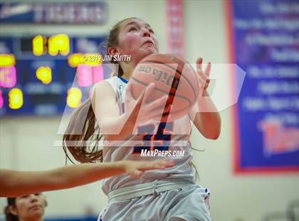Thumbnail 2 in St. Pius X @ Los Lunas (NMAA 4A District Playoff) photogallery.