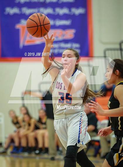 Thumbnail 2 in St. Pius X @ Los Lunas (NMAA 4A District Playoff) photogallery.