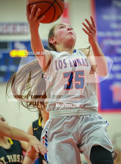 Thumbnail 3 in St. Pius X @ Los Lunas (NMAA 4A District Playoff) photogallery.