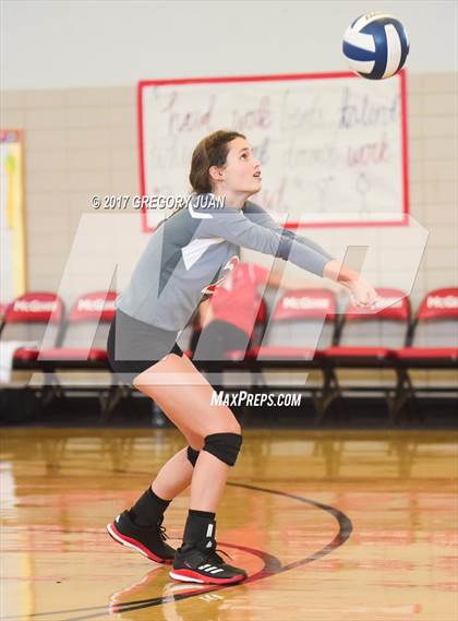 Thumbnail 2 in Edna Kar @ McGehee photogallery.