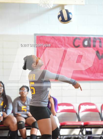 Thumbnail 2 in Edna Kar @ McGehee photogallery.