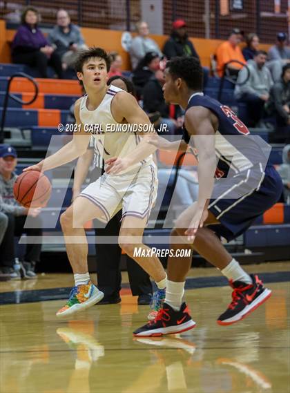 Thumbnail 3 in Christ Presbyterian Academy vs. Whites Creek photogallery.