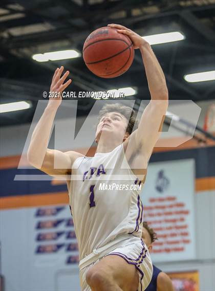 Thumbnail 3 in Christ Presbyterian Academy vs. Whites Creek photogallery.