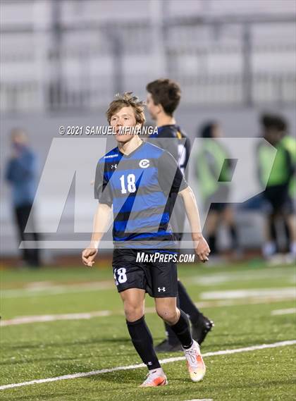 Thumbnail 3 in Millard North vs. Creighton Prep photogallery.
