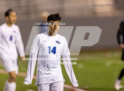Thumbnail 2 in Millard North vs. Creighton Prep photogallery.