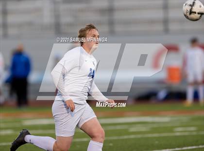 Thumbnail 3 in Millard North vs. Creighton Prep photogallery.