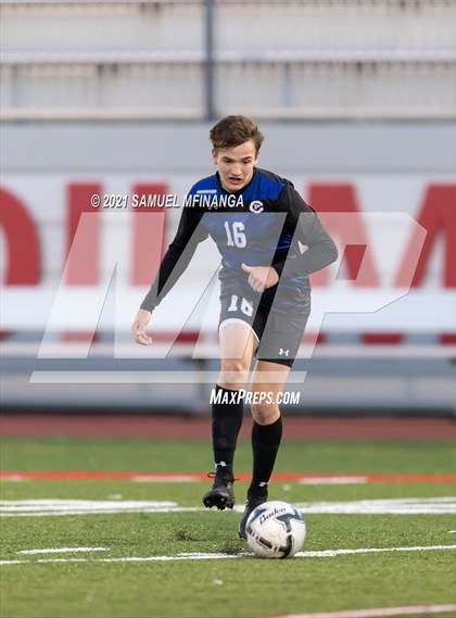 Thumbnail 2 in Millard North vs. Creighton Prep photogallery.
