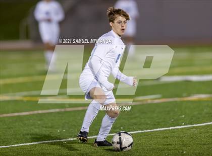 Thumbnail 3 in Millard North vs. Creighton Prep photogallery.
