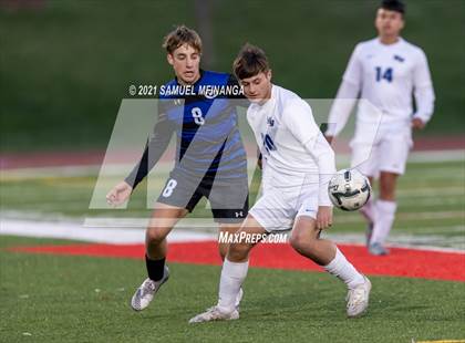 Thumbnail 2 in Millard North vs. Creighton Prep photogallery.