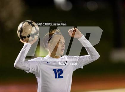 Thumbnail 3 in Millard North vs. Creighton Prep photogallery.