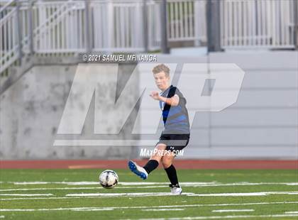 Thumbnail 2 in Millard North vs. Creighton Prep photogallery.