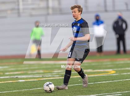 Thumbnail 3 in Millard North vs. Creighton Prep photogallery.