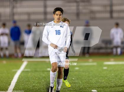 Thumbnail 3 in Millard North vs. Creighton Prep photogallery.