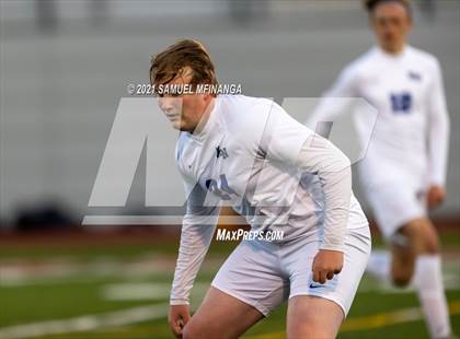 Thumbnail 2 in Millard North vs. Creighton Prep photogallery.