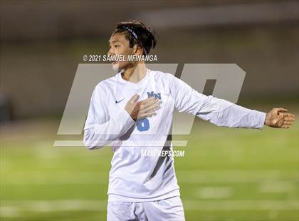 Thumbnail 1 in Millard North vs. Creighton Prep photogallery.