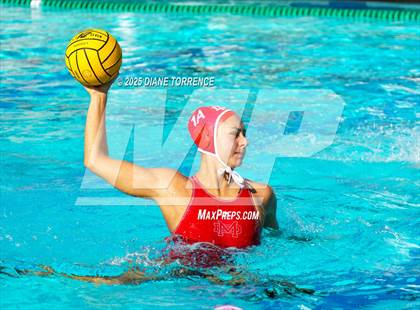 Thumbnail 1 in Carlsbad vs Mater Dei (Bill Barnett Holiday Cup) photogallery.