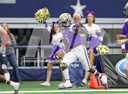 Thumbnail 1 in Hamlin vs. Mart (UIL 2A Division 2 Final) photogallery.