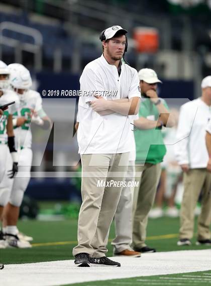 Thumbnail 2 in Hamlin vs. Mart (UIL 2A Division 2 Final) photogallery.