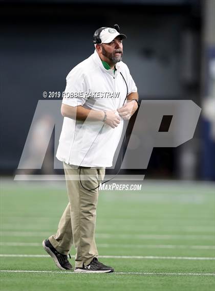 Thumbnail 1 in Hamlin vs. Mart (UIL 2A Division 2 Final) photogallery.
