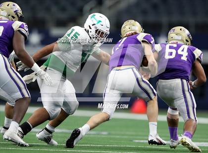 Thumbnail 3 in Hamlin vs. Mart (UIL 2A Division 2 Final) photogallery.