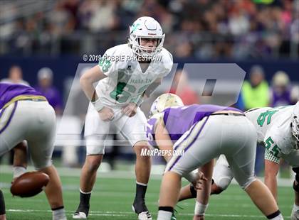 Thumbnail 3 in Hamlin vs. Mart (UIL 2A Division 2 Final) photogallery.