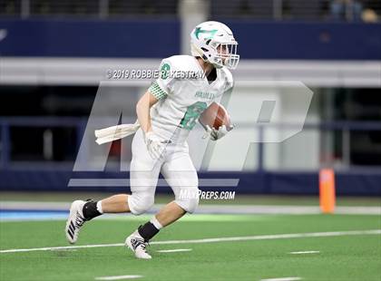 Thumbnail 1 in Hamlin vs. Mart (UIL 2A Division 2 Final) photogallery.