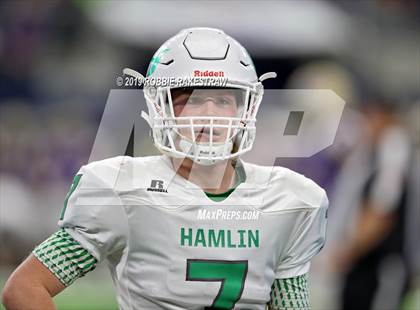 Thumbnail 3 in Hamlin vs. Mart (UIL 2A Division 2 Final) photogallery.