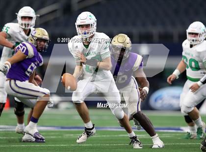 Thumbnail 1 in Hamlin vs. Mart (UIL 2A Division 2 Final) photogallery.