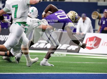 Thumbnail 3 in Hamlin vs. Mart (UIL 2A Division 2 Final) photogallery.
