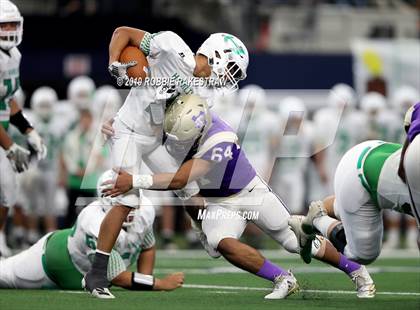 Thumbnail 2 in Hamlin vs. Mart (UIL 2A Division 2 Final) photogallery.