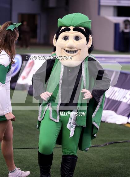 Thumbnail 3 in Hamlin vs. Mart (UIL 2A Division 2 Final) photogallery.