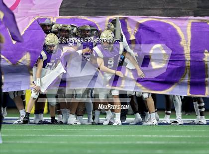 Thumbnail 1 in Hamlin vs. Mart (UIL 2A Division 2 Final) photogallery.