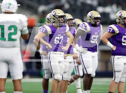 Thumbnail 3 in Hamlin vs. Mart (UIL 2A Division 2 Final) photogallery.